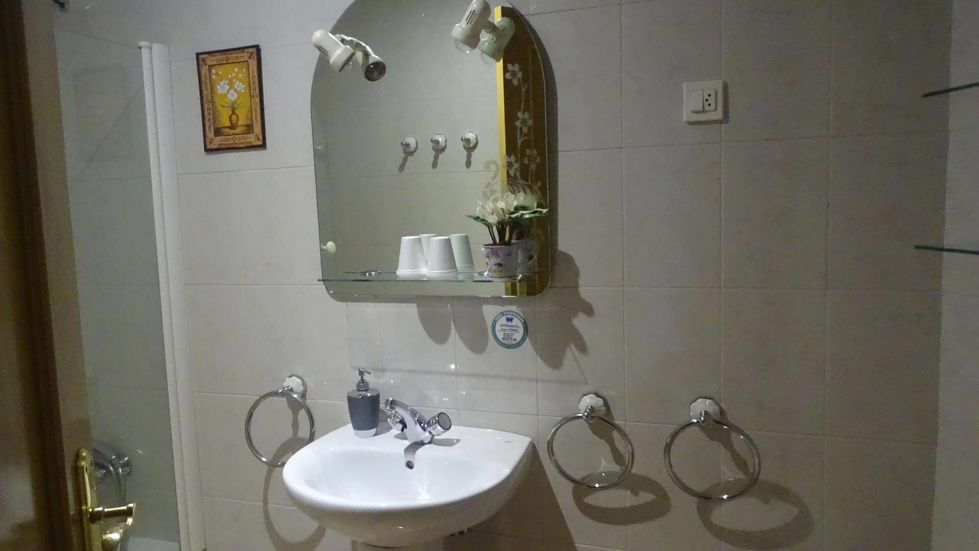 Hostal Lucus Lugo Luaran gambar