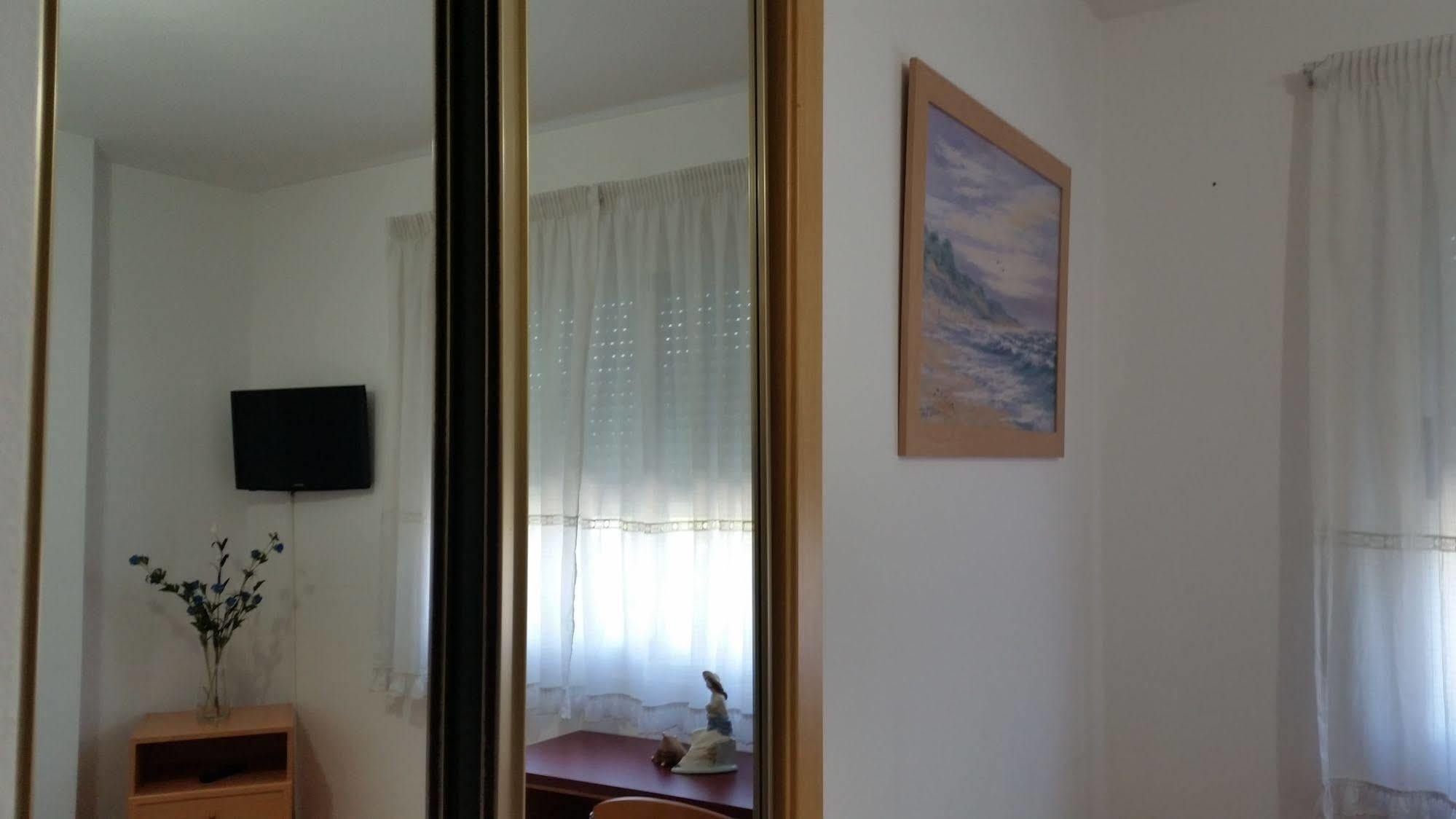 Hostal Lucus Lugo Luaran gambar